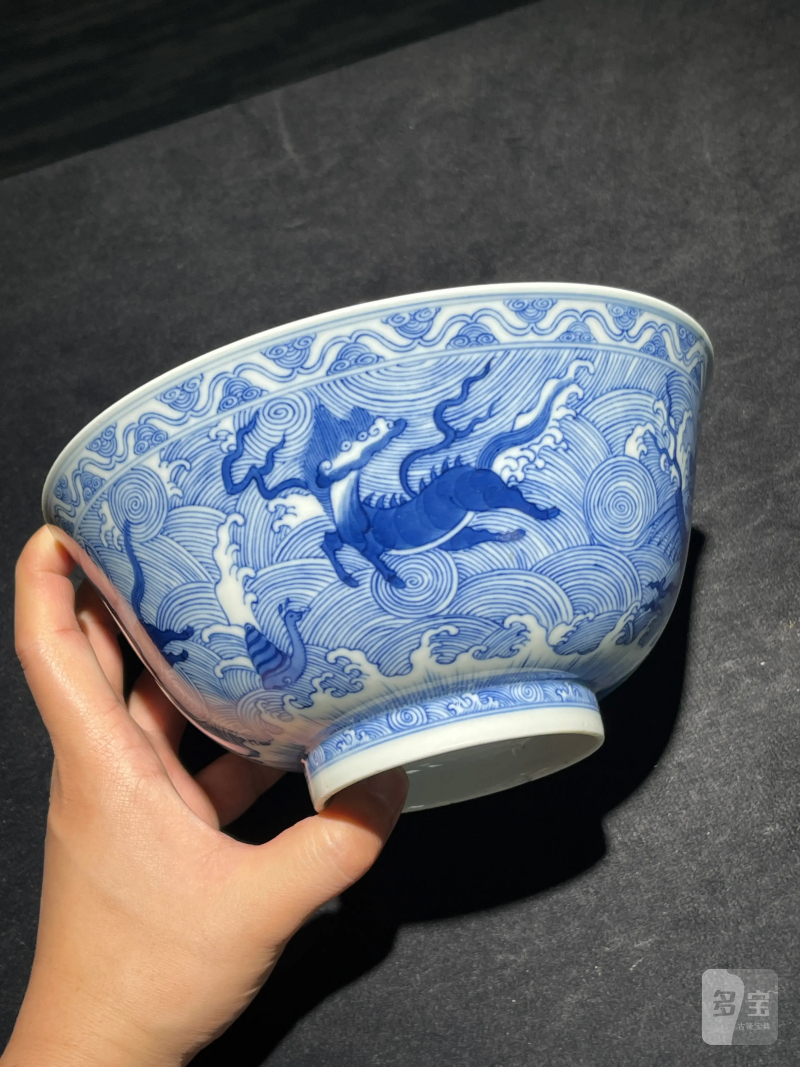 清道光 青花海八怪大碗一对 - 图17